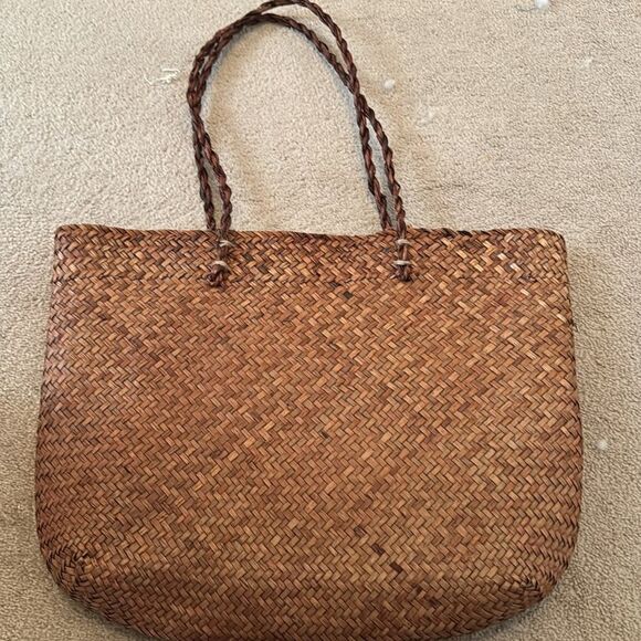 Woven brown tote new - Picture 4 of 4